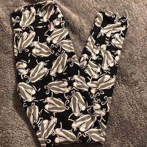 LuLaRoe Ballet Print Leggings